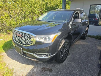 2017 GMC Acadia Denali 5SA