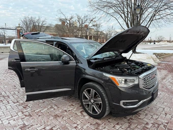2017 GMC Acadia Denali 5SA - miniatura 16