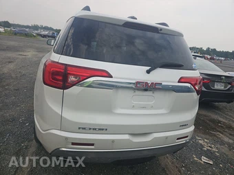 2017 GMC Acadia Denali 5SA – miniatura 5