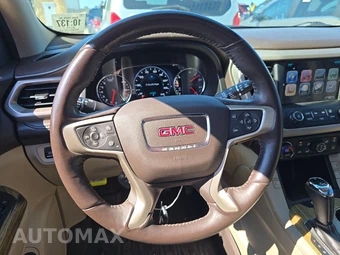 2017 GMC Acadia Denali 5SA – miniatura 10