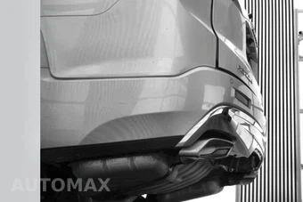 2017 GMC Acadia Denali 5SA – miniatura 25
