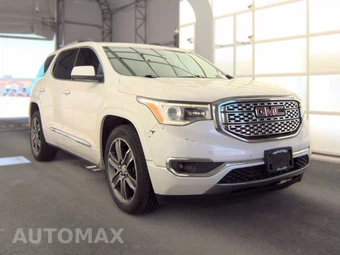 2017 GMC Acadia Denali 5SA – miniatura 3