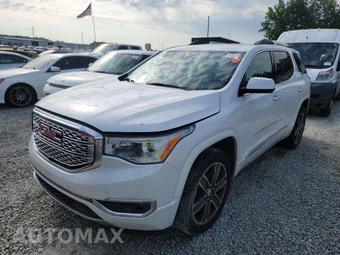 2017 GMC Acadia Denali 5SA