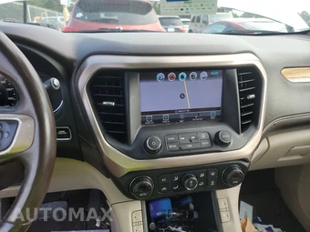 2017 GMC Acadia Denali 5SA – miniatura 11