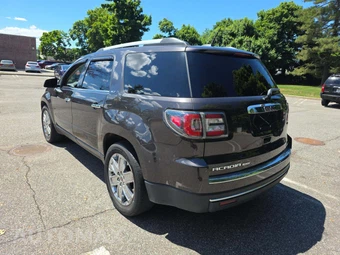 2017 GMC Acadia Limited 4SB - miniatura 2