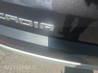 2017 GMC Acadia SLE-2 3SB - miniatura 31