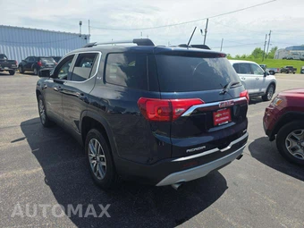 2017 GMC Acadia SLE-2 3SB – miniatura 2