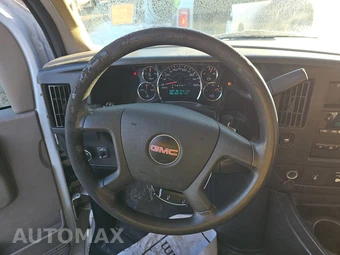 2017 GMC Savana 2500 Cargo Van 1WT 135.0" WB – miniatura 16