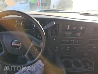 2017 GMC Savana 2500 Cargo Van 1WT 135.0" WB – miniatura 17