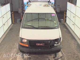 2017 GMC Savana 2500 Cargo Van 1WT 135.0" WB – miniatura 2