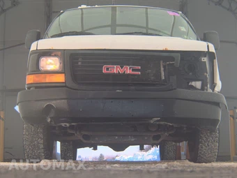 2017 GMC Savana 2500 Cargo Van 1WT 135.0" WB – miniatura 3