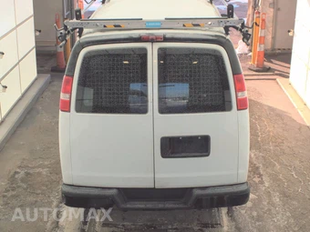 2017 GMC Savana 2500 Cargo Van 1WT 135.0" WB – miniatura 6