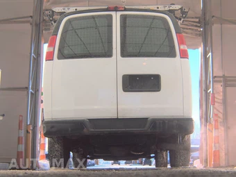 2017 GMC Savana 2500 Cargo Van 1WT 135.0" WB – miniatura 7