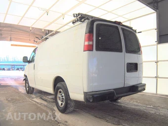 2017 GMC Savana 2500 Cargo Van 1WT 135.0" WB – miniatura 8