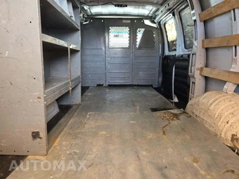 2017 GMC Savana 2500 Cargo Van 1WT 135.0" WB - miniatura 14