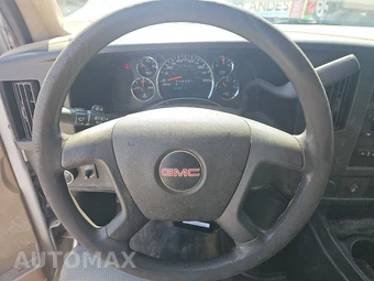 2017 GMC Savana 2500 Cargo Van 1WT 135.0" WB – miniatura 10
