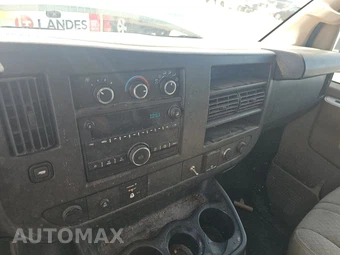 2017 GMC Savana 2500 Cargo Van 1WT 135.0" WB – miniatura 11