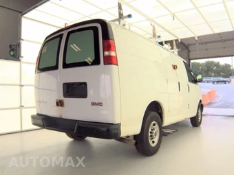 2017 GMC Savana 2500 Cargo Van 1WT 135.0" WB – miniatura 4