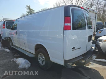 2017 GMC Savana 2500 Cargo Van 1WT 135.0" WB - miniatura 6
