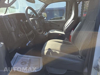 2017 GMC Savana 2500 Cargo Van 1WT 135.0" WB - miniatura 7