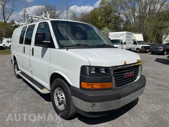 2017 GMC Savana 2500 Cargo Van 1WT 135.0" WB - miniatura 3