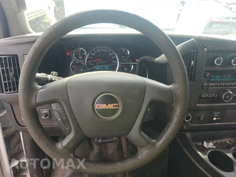 2017 GMC Savana 3500 Cutaway 1WT – miniatura 10
