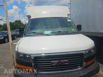 2017 GMC Savana 3500 Cutaway 1WT – miniatura 2