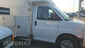 2017 GMC Savana 3500 Cutaway 1WT – miniatura 34