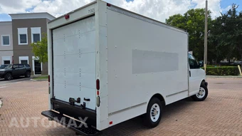 2017 GMC Savana 3500 Cutaway 1WT - miniatura 4