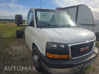2017 GMC Savana 3500 Cutaway 1WT DRW 177.0" WB - miniatura 3