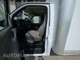 2017 GMC Savana 3500 Cutaway 1WT DRW - miniatura 6