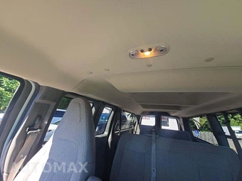 2017 GMC Savana 3500 Passenger Van LS 1LS 155.0" WB - miniatura 11