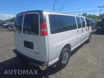 2017 GMC Savana 3500 Passenger Van LS 1LS 155.0" WB - miniatura 3
