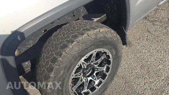 2017 GMC Sierra 1500 Crew Cab Medium Bed – miniatura 25