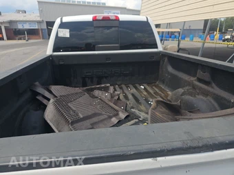 2017 GMC Sierra 1500 Denali Crew Cab Medium Bed 5SA - miniatura 16