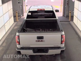 2017 GMC Sierra 1500 Denali Crew Cab Medium Bed 5SA - miniatura 5