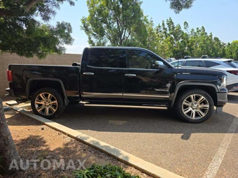 2017 GMC Sierra 1500 Denali Crew Cab Short Bed 5SA - miniatura 4