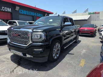 2017 GMC Sierra 1500 Denali Crew Cab Short Bed 5SA