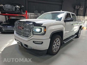 2017 GMC Sierra 1500 Denali Crew Cab Short Bed 5SA