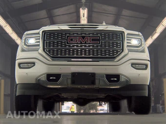 2017 GMC Sierra 1500 Denali Crew Cab Short Bed 5SA - miniatura 3
