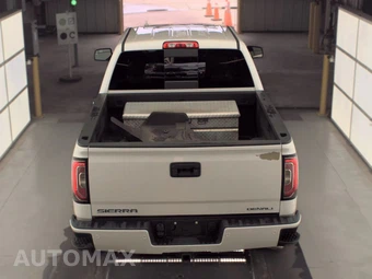 2017 GMC Sierra 1500 Denali Crew Cab Short Bed 5SA - miniatura 6