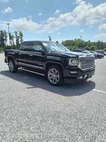 2017 GMC Sierra 1500 Denali Crew Cab Short Bed 5SA - miniatura 18