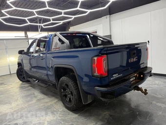 2017 GMC Sierra 1500 SLT Crew Cab Short Bed - miniatura 3