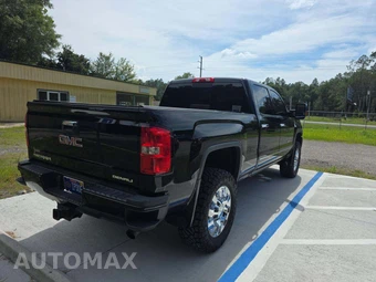 2017 GMC Sierra 2500 Denali HD Crew Cab Medium Bed 5SA - miniatura 3