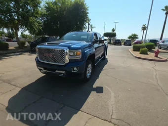 2017 GMC Sierra 2500 Denali HD Crew Cab Medium Bed 5SA