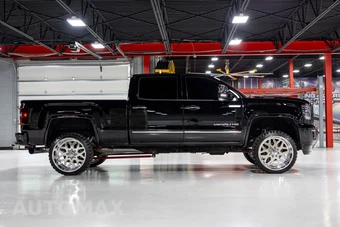 2017 GMC Sierra 2500 Denali HD Crew Cab Medium Bed 5SA - miniatura 11