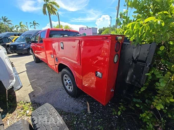 2017 GMC Sierra 3500HD Cab Chassis Crew Cab 1SA DRW - miniatura 2