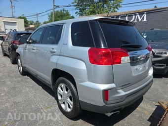 2017 GMC Terrain SLE-1 3SA – miniatura 2