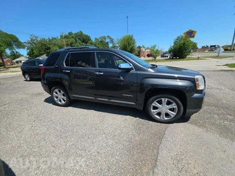 2017 GMC Terrain SLT 4SA - miniatura 4