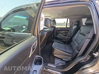 2017 GMC Yukon Denali – miniatura 13